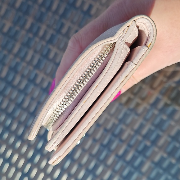 CHANEL Pink Caviar Leather Bifold Wallet Silver CC Zip - Picture 4 of 16